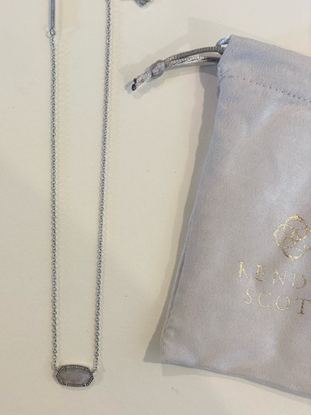 Silver & Light Pink Kendra Scott Pendant Chain Necklace